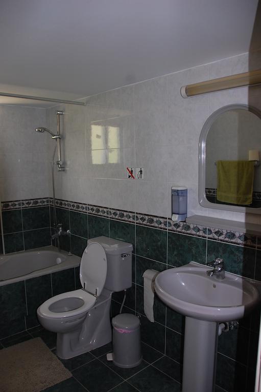 Villa Chrysanthia Polis Szoba fotó