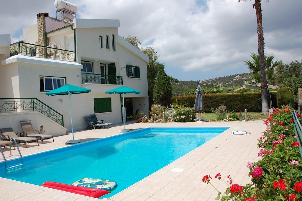 Villa Chrysanthia Polis Szoba fotó